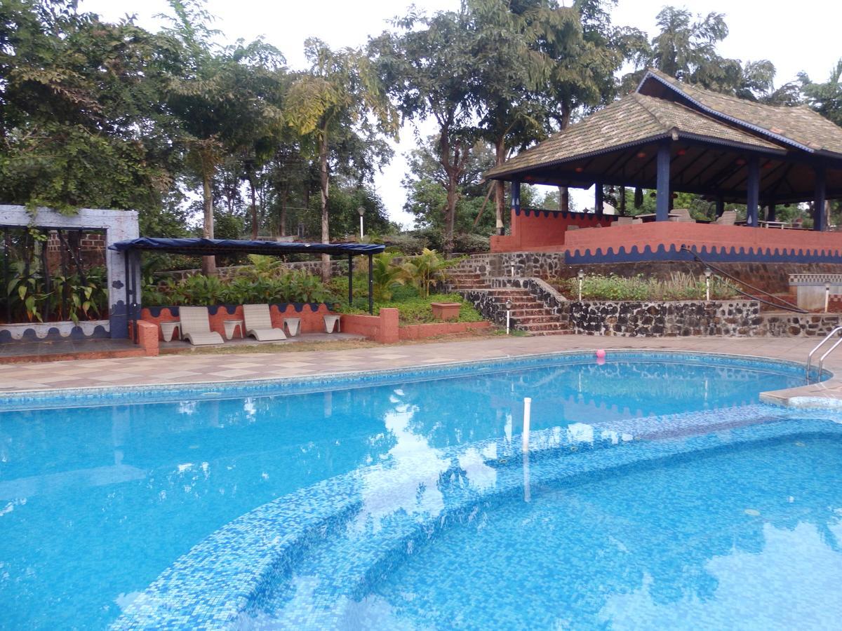 Cherilyn Monta Resort - Ratnagiri Vatul Екстериор снимка