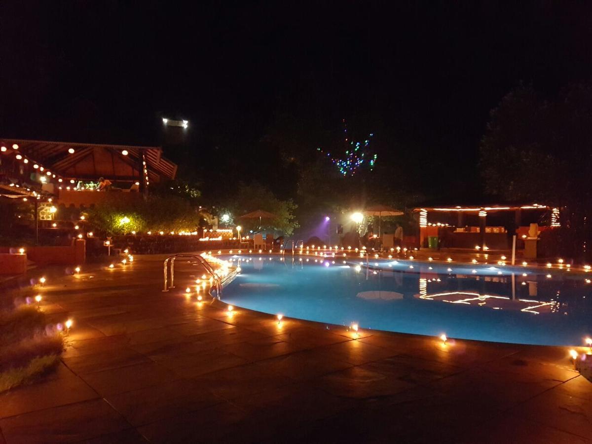 Cherilyn Monta Resort - Ratnagiri Vatul Екстериор снимка